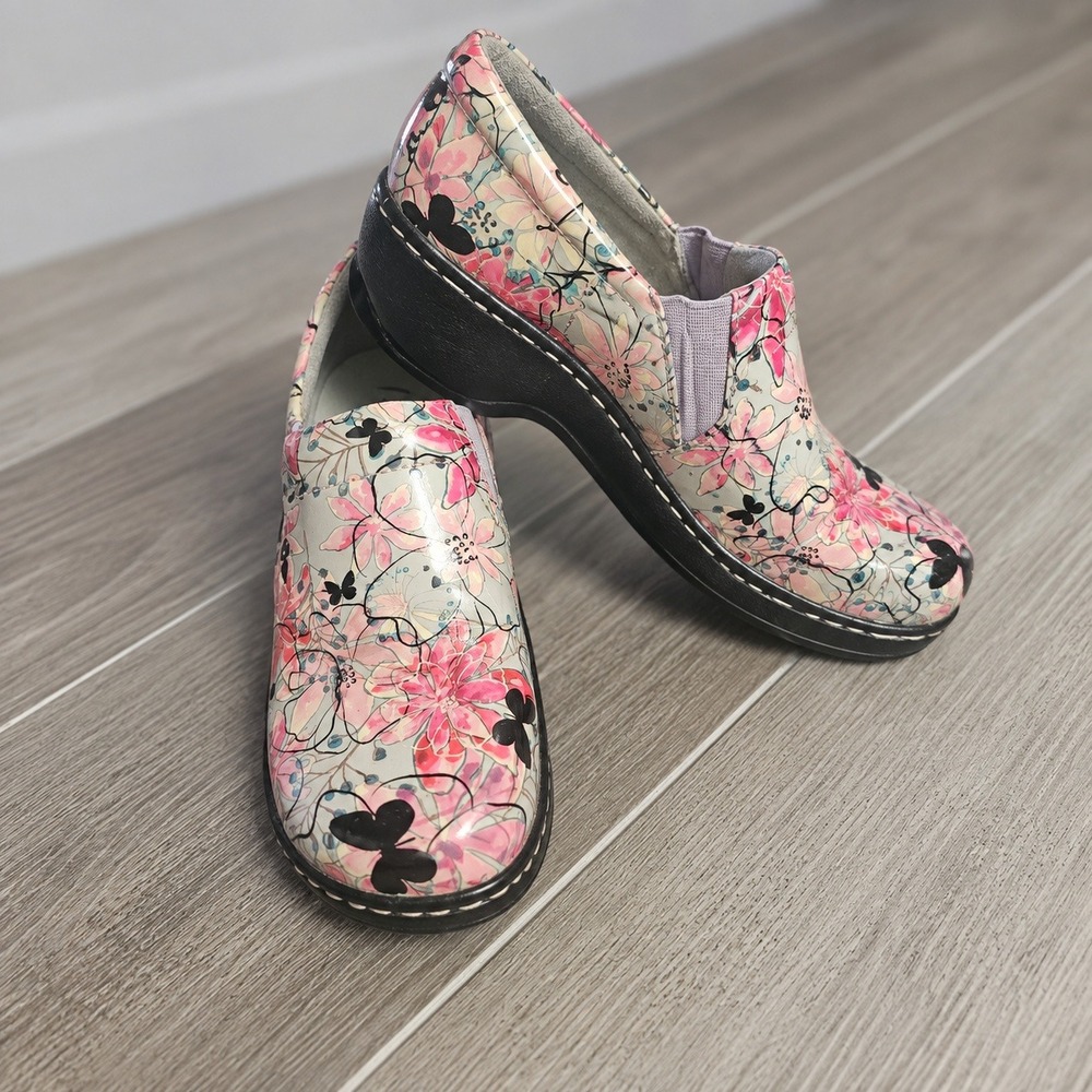 Klogs Footwear Floral Leather Slip On Clogs Pink Butterfly Shoes Womens 8M